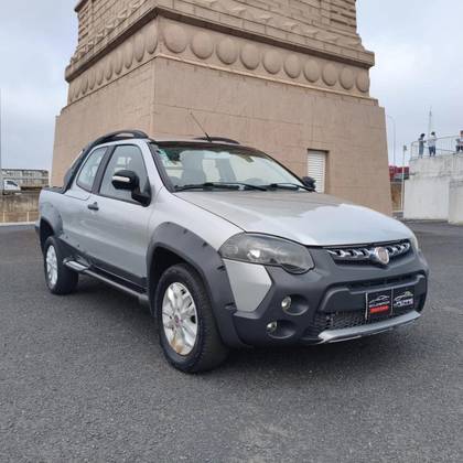 FIAT STRADA 1.8 MPI ADVENTURE CD 16V FLEX 2P MANUAL